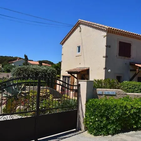 La Largade Maxime 30m De La Avec Parking Prive Lägenhet