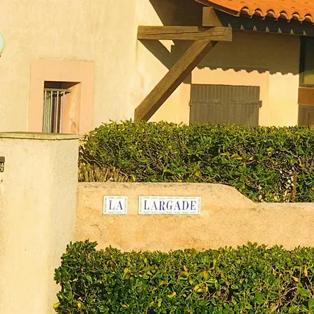 La Largade Maxime 30m De La Avec Parking Prive Lägenhet *