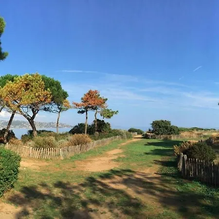 La Largade Maxime 30m De La Avec Parking Prive Sainte-Maxime