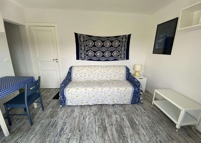 Sm600-002 Maxime 30m De La Avec Parking Privé *