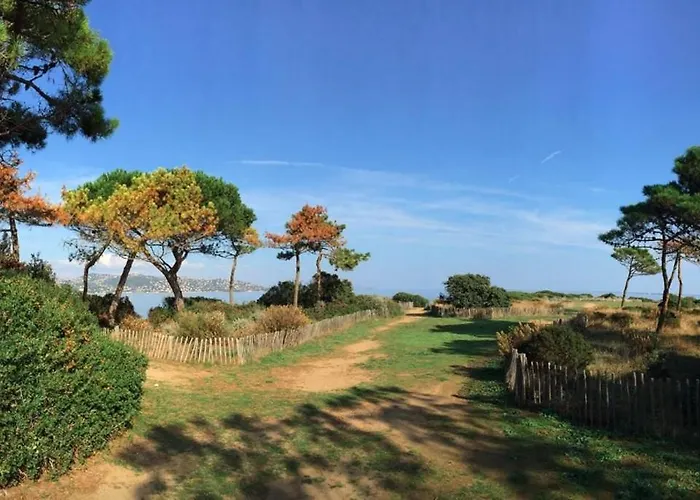 La Largade Maxime 30m De La Avec Parking Prive Sainte-Maxime